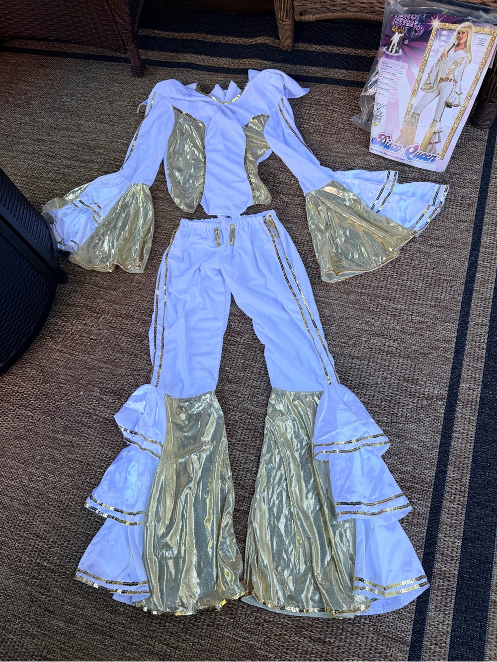 Rubie’s Disco Queen 70s Adult Halloween Costume White Gold – Unused – Small/XS F